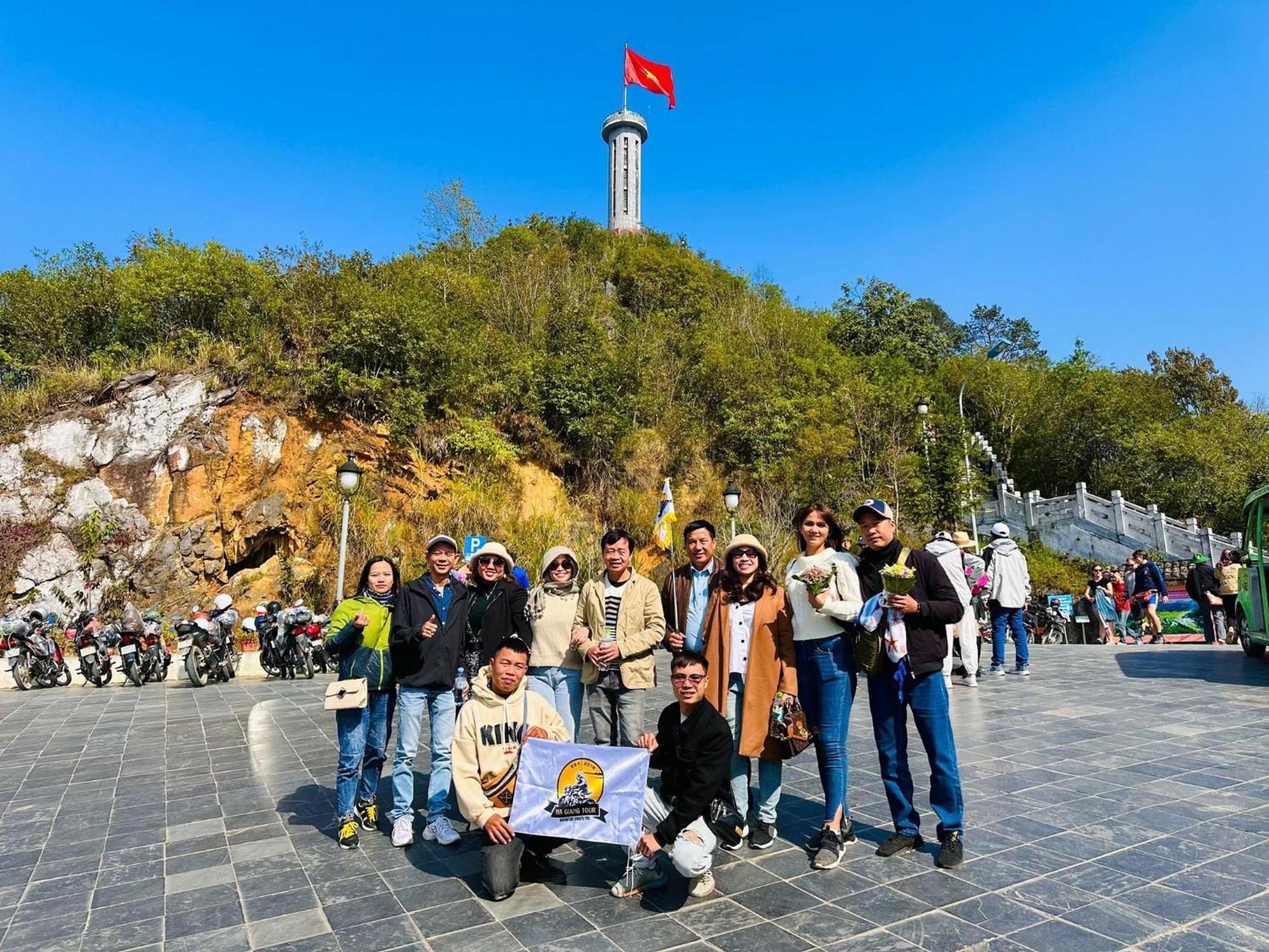Tl Adventure Tour & Motorbike Aparthotel Hà Giang Ngoại thất bức ảnh