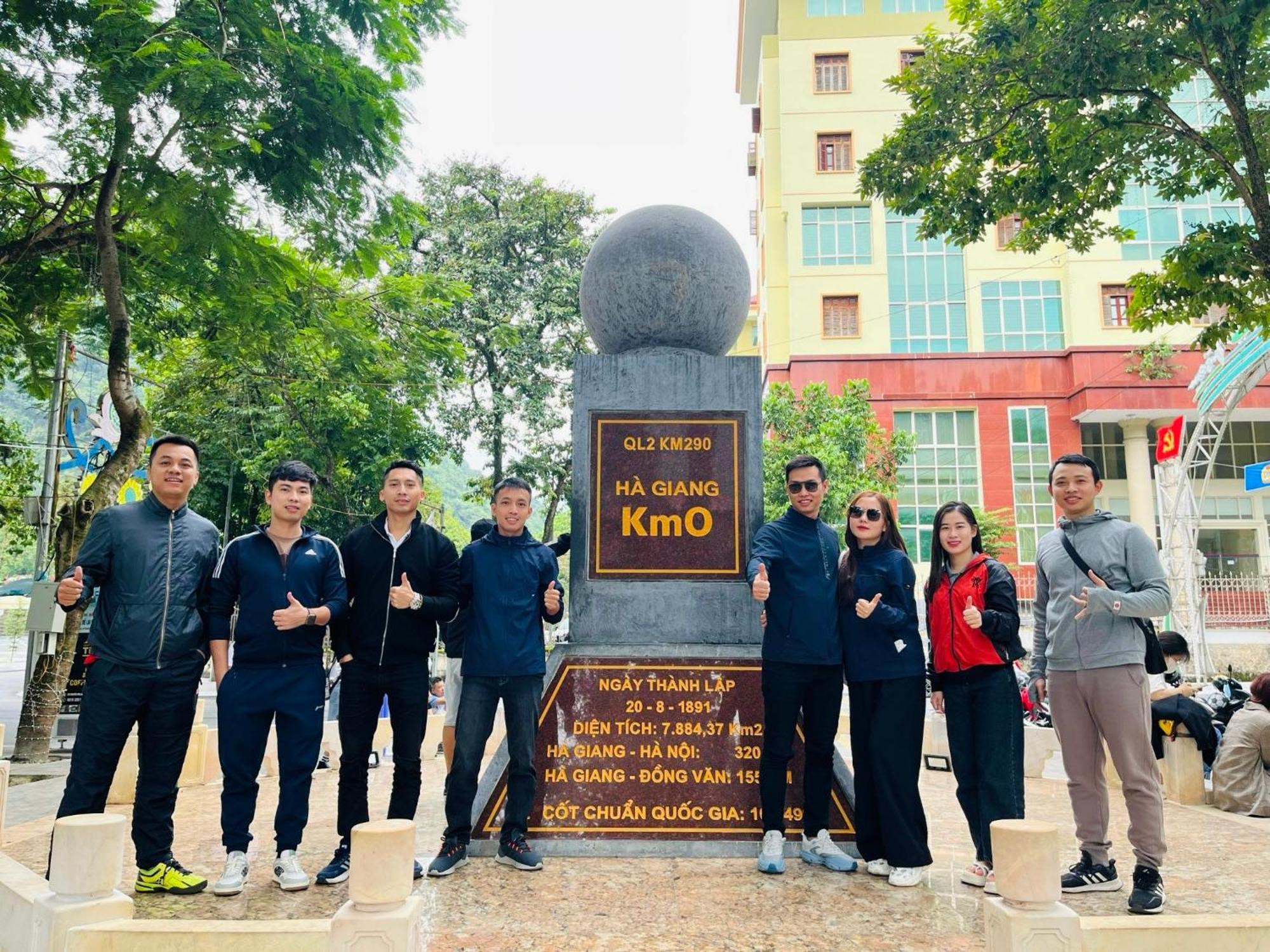 Tl Adventure Tour & Motorbike Aparthotel Hà Giang Ngoại thất bức ảnh
