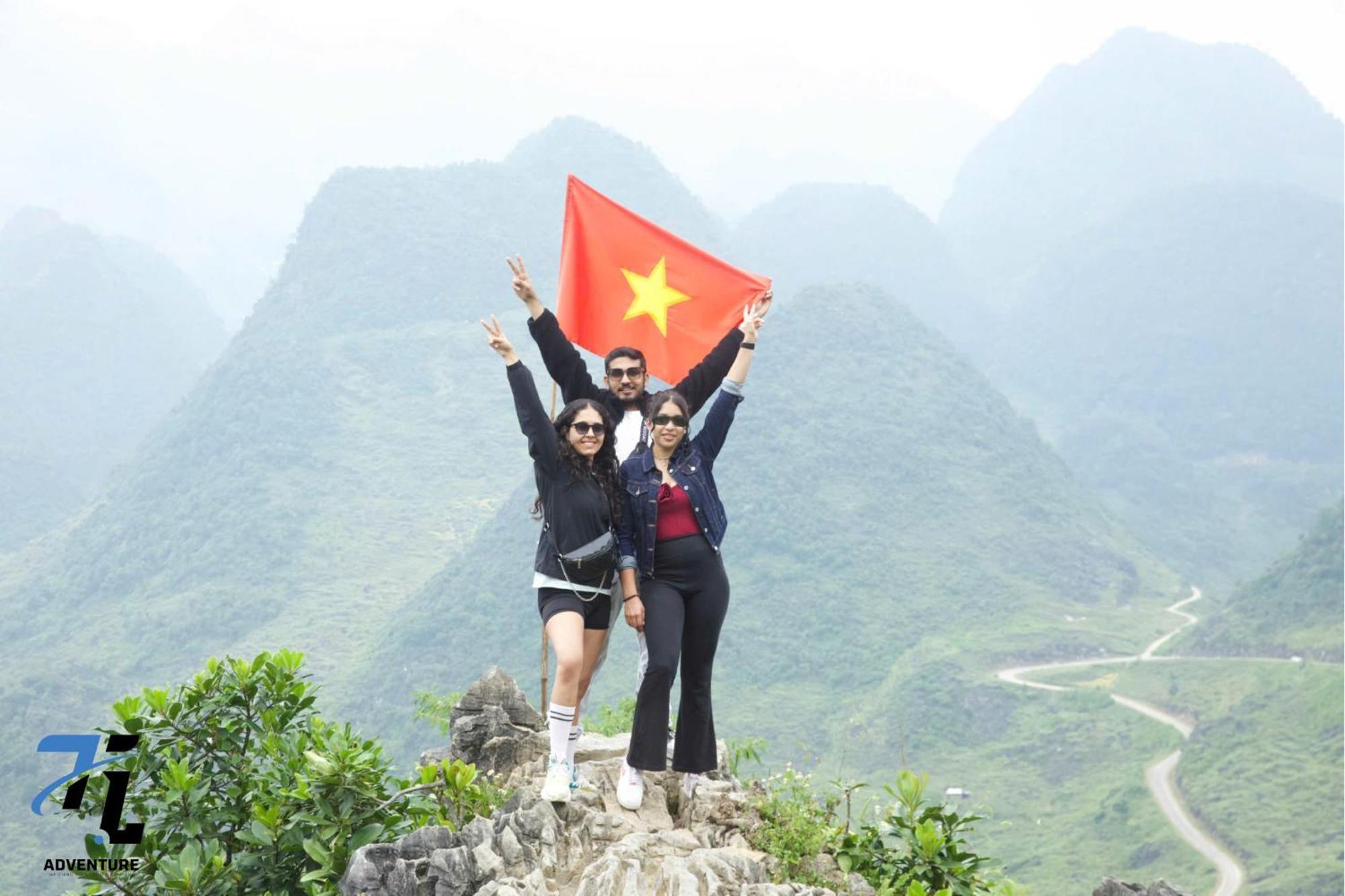 Tl Adventure Tour & Motorbike Aparthotel Hà Giang Ngoại thất bức ảnh