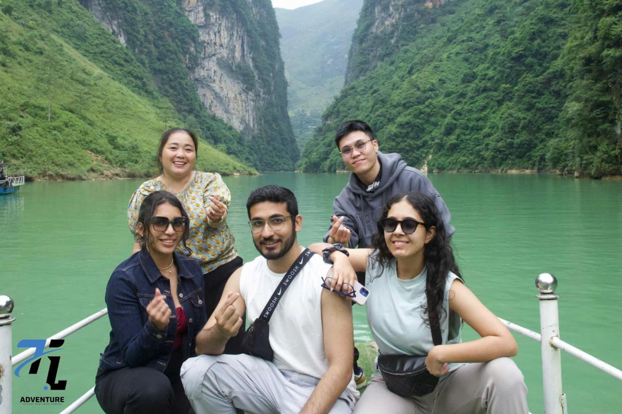 Tl Adventure Tour & Motorbike Aparthotel Hà Giang Ngoại thất bức ảnh
